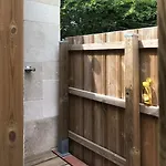 Maison Contemporaine En Bois Avec Piscine 度假居 Montcuq
